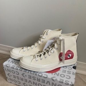 CDG converse size 9 mens. NEVER WORN